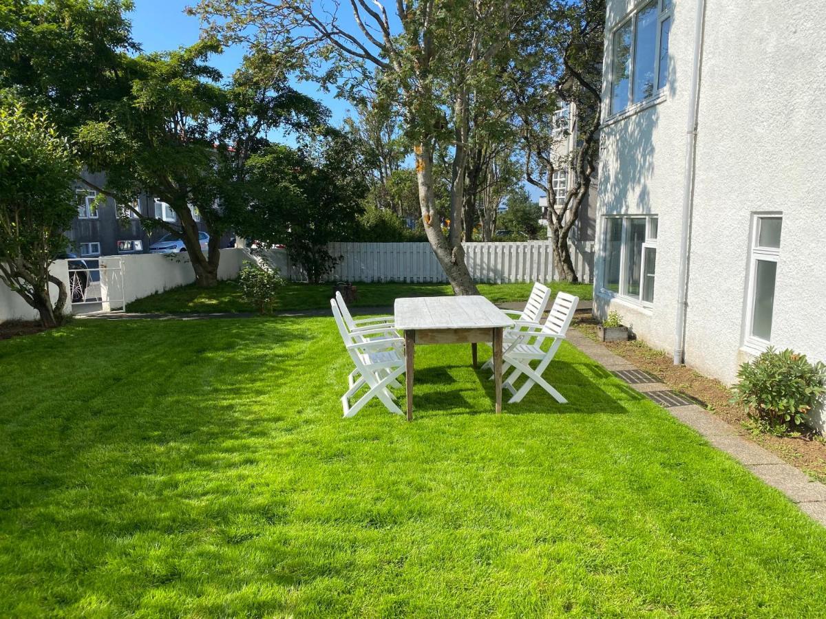 Embassy Villa Reykjavik Bagian luar foto